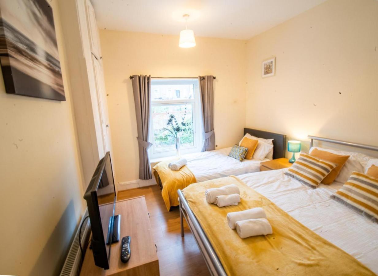 West Lea House Hotel Chesterfield Buitenkant foto